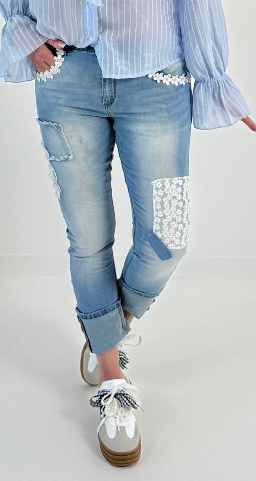 Gabrielle stretch  boyfriend embroidered style jeans